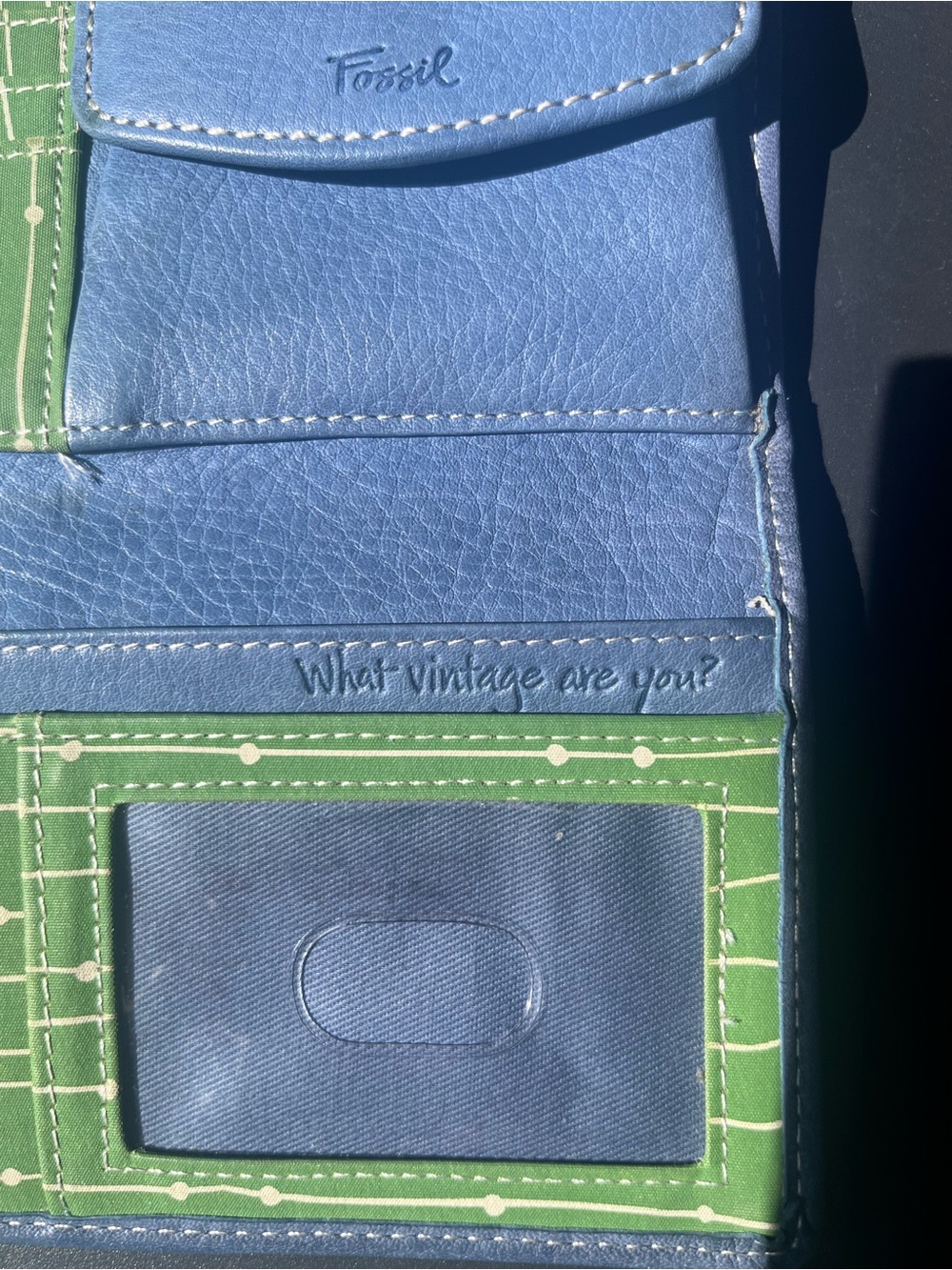 Fossil Brown Leather Wallet Rare - Picture 3 of 4